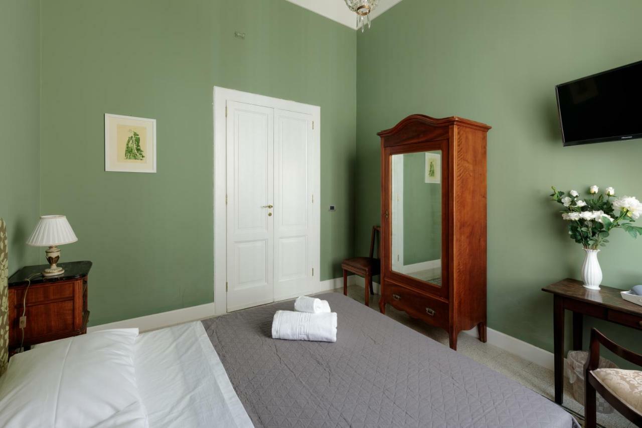 Talia B&B Guest House Reggio di Calabria Exteriör bild